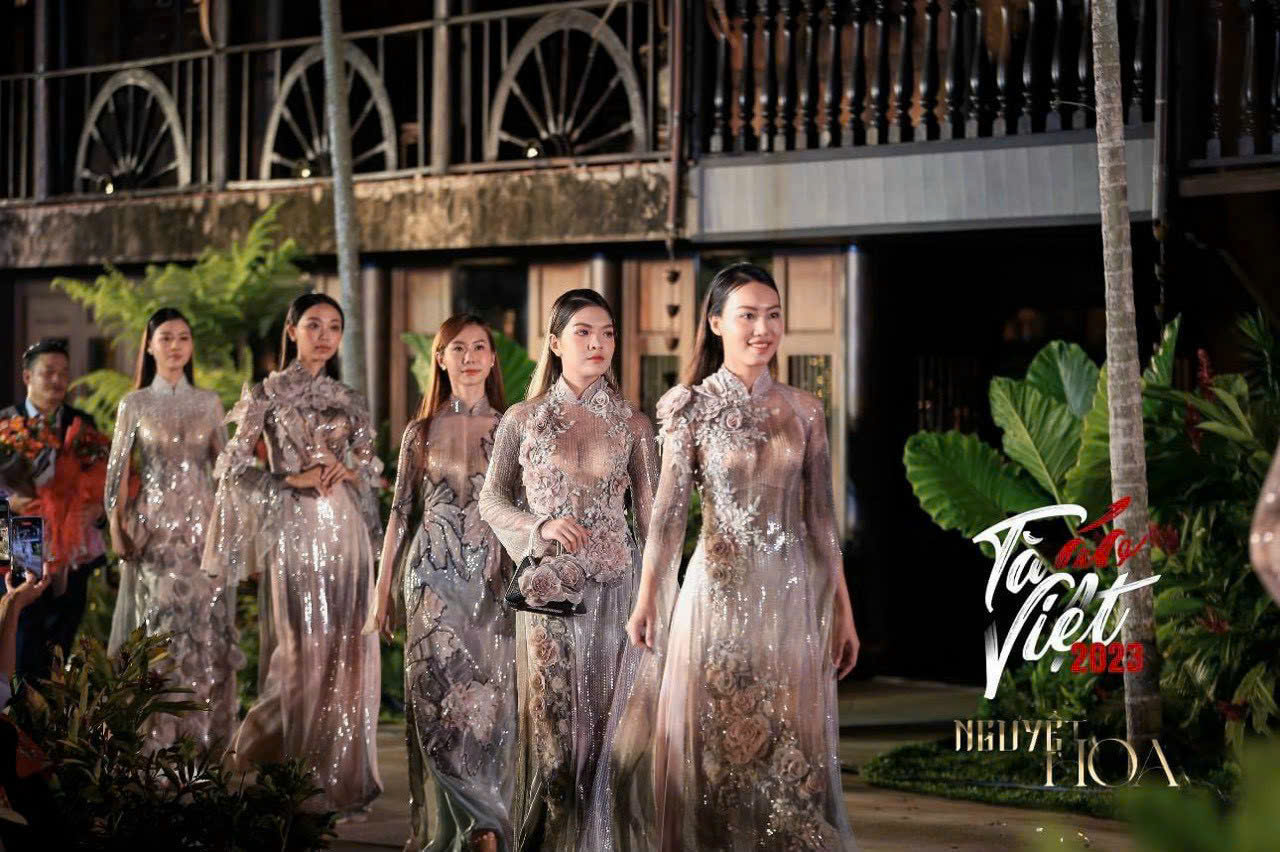Thiết kế áo dài 3